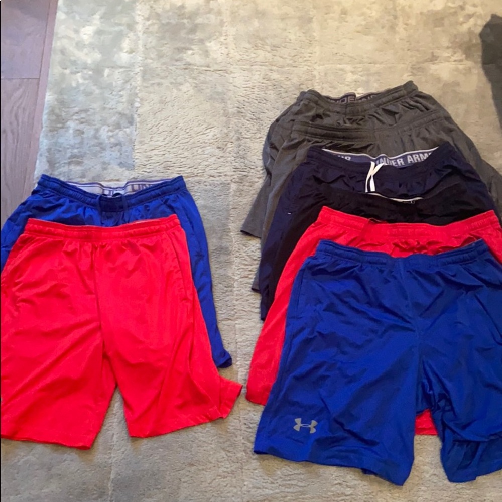 Under Armour loose fit men’s shorts